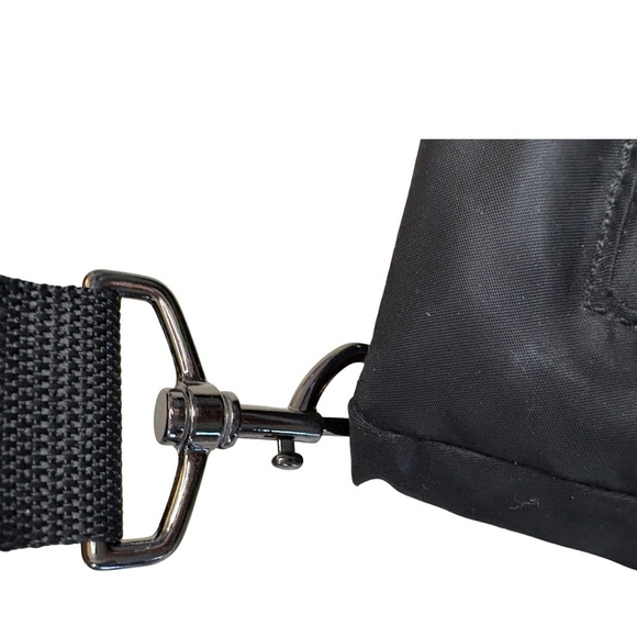 Marc Jacobs Black Nylon Crossbody Messenger Bag Leather Trim Silver Hardware - Picture 7 of 13